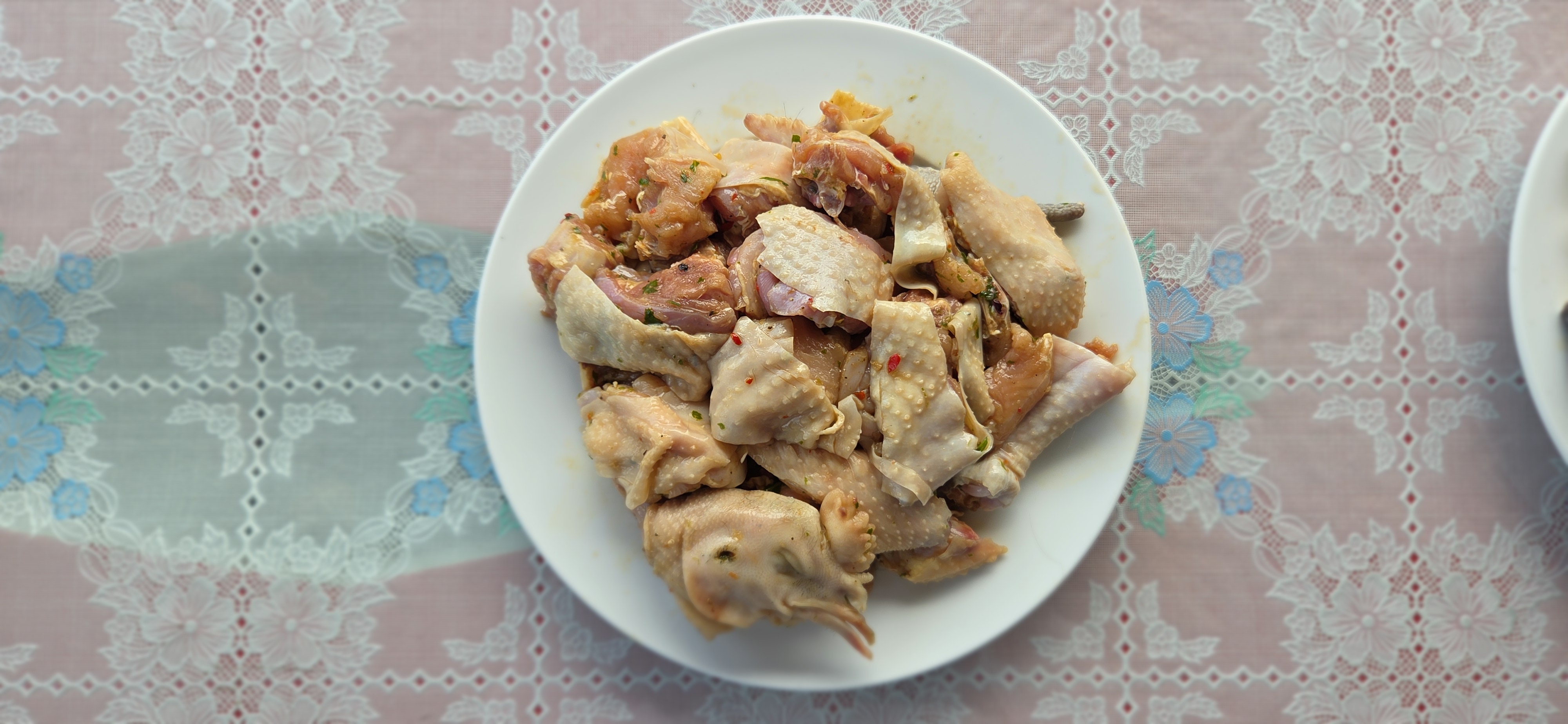 Gà đồi nướng tiêu rừng thơm lừng